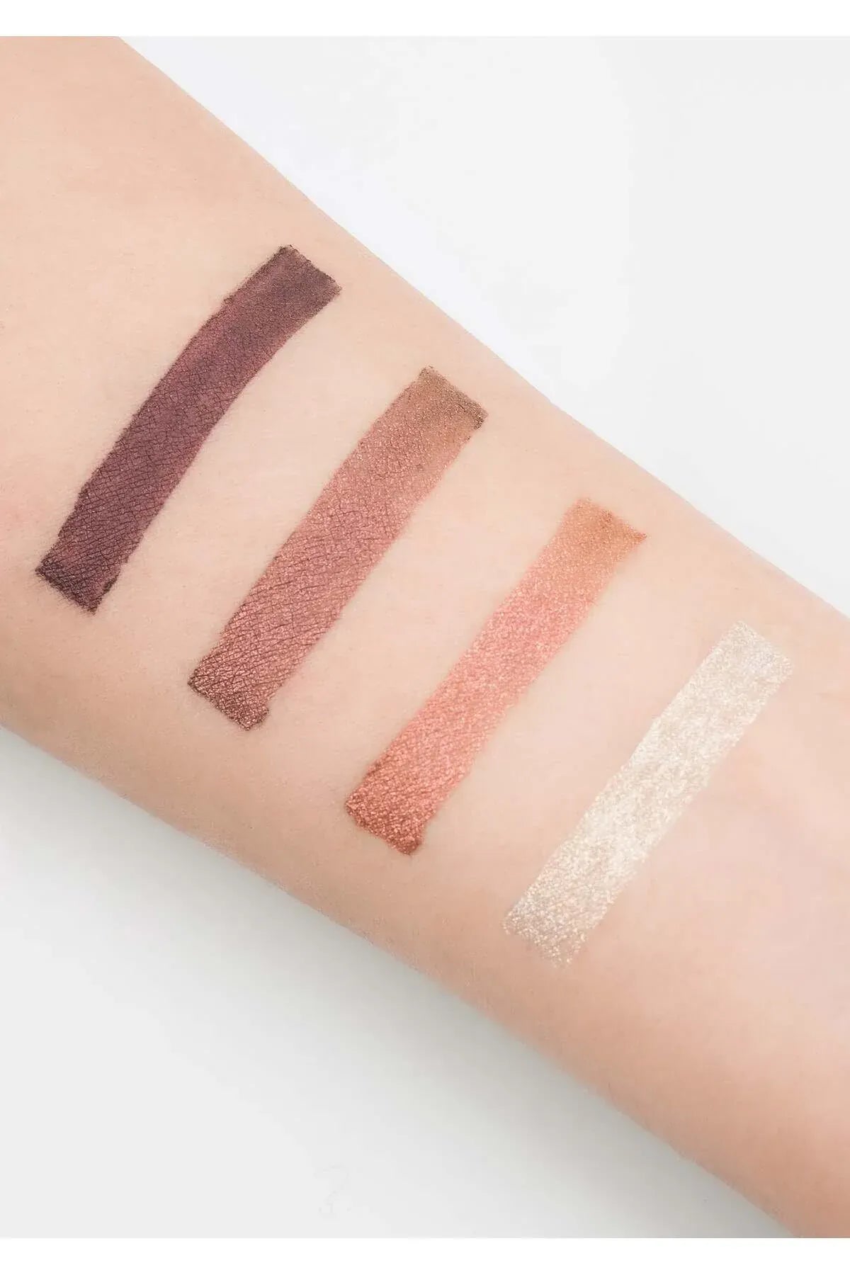 Alix Avien Holographic Look Eye Pencil